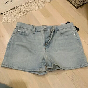 Brand new, banana republic shorts!
